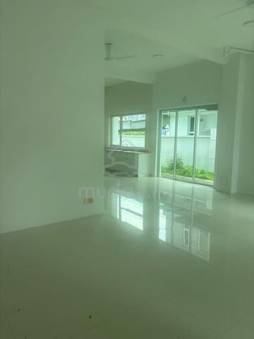Double Storey Semi-D at Tanjung Bungah for rent 1