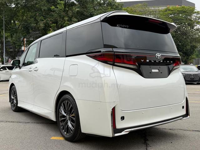 2025 [BLACK INTERIOR-JBL] Toyota VELLFIRE 2.4 Z - 3