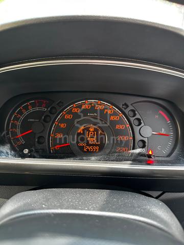 2015 Perodua MYVI 1.3 PREMIUM X MY11 M600 - 4