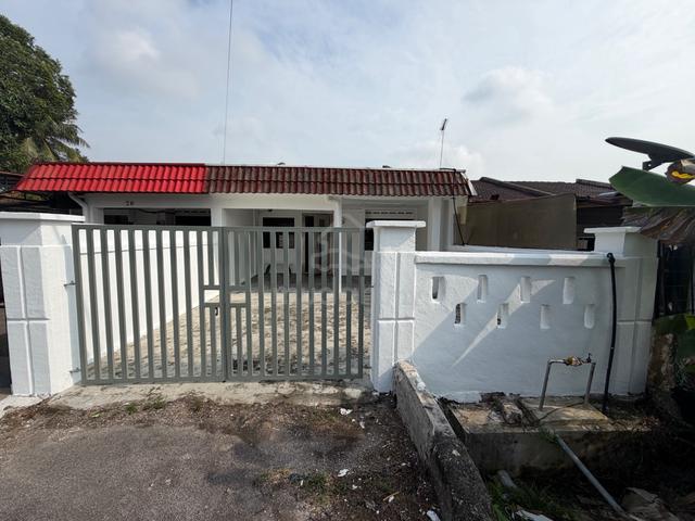 Taman Universiti Single Storey House For Rent | 3 Bedrooms  1