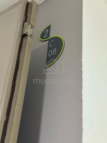 Spacious Open-Plan Commercial Office for Sale 1