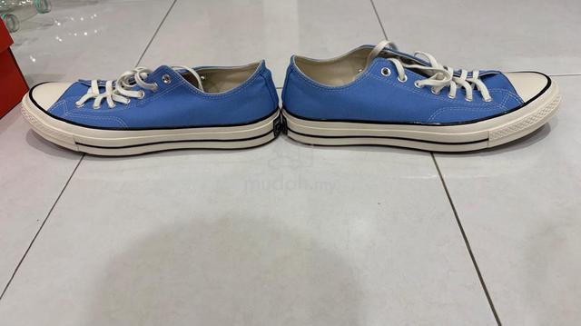 converse - photo 5 of 6