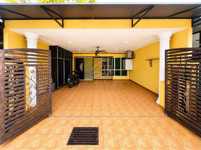 (MURAH) EXTENDED 1.5 Storey Terrace Taman Pelangi Fasa 4 Semenyih 1