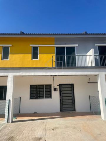 Rumah teres 2 tingkat taman arowana,scientex sg.petani untuk disewa 1
