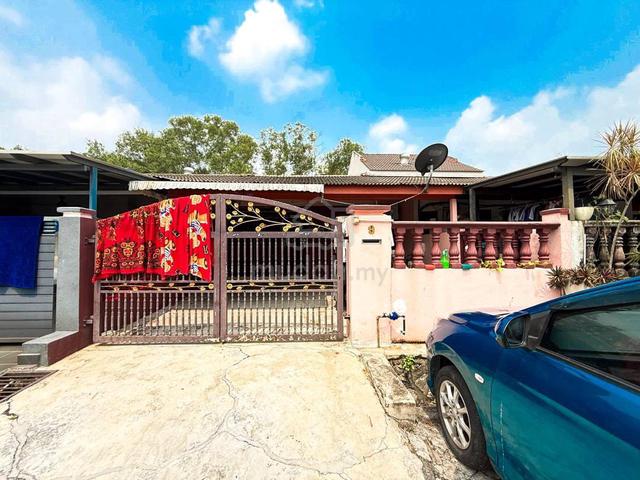 Leasehold Non Bumi Terrace 1