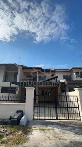 2 sty, jln sri putri, tmn putri kulai 1