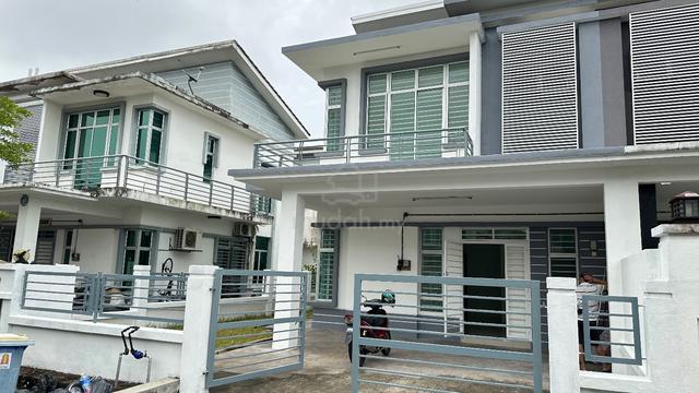 Non Bumi NEWLY REFURBISHED Double Storey SEMI D Terrace SP 10 , BSP 2