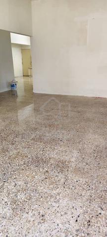 Single Storey Bungalow | 7,900 sqft Land | Store & Warehouse 1