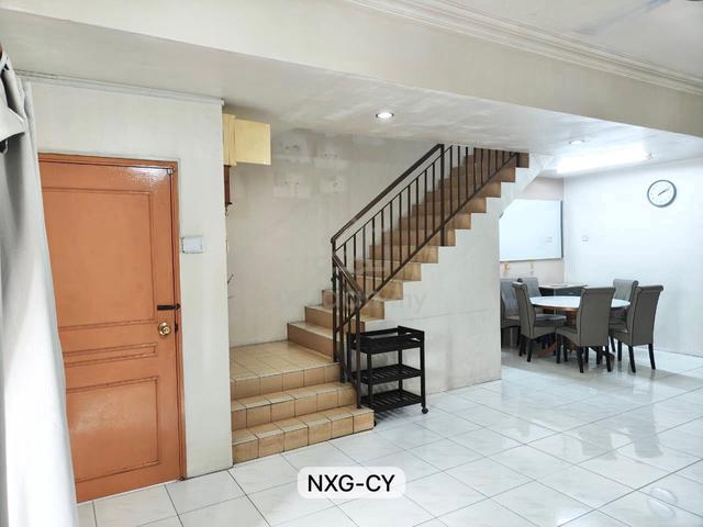 Suria Kota Pendamar Klang
2sty 18*60sqft Renovated Extended 1