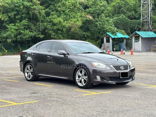 2010 Lexus IS250 2.5 (A) - 1