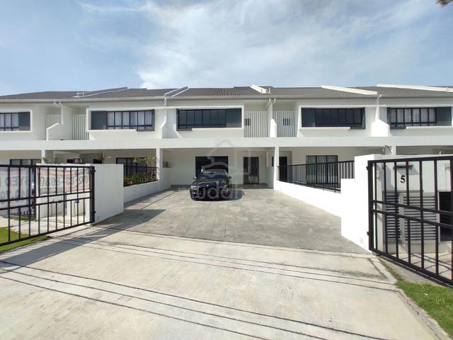 2 Storey Superlink Sejati Lakeside Phase 3 Cyberjaya 1