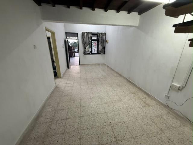 Taman Molek 1 Storey House for RENT Rumah Sewa Johor Tebrau jaya 1