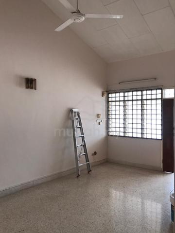 Taman Perling 22x75sf Single Storey House Full Loan Available 1