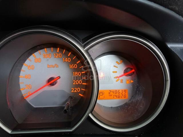2012 Nissan GRAND LIVINA 1.8 CLASSIC/COMFORT MC - 2