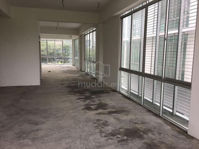 Commercial Shop For Rent 4