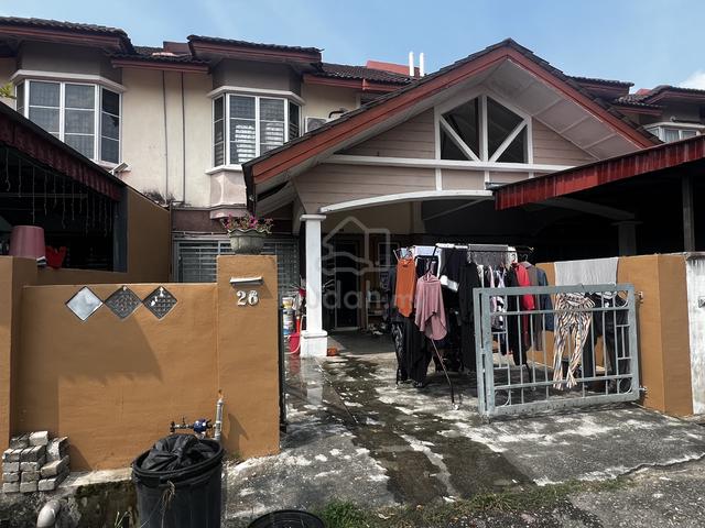 Double story house 1