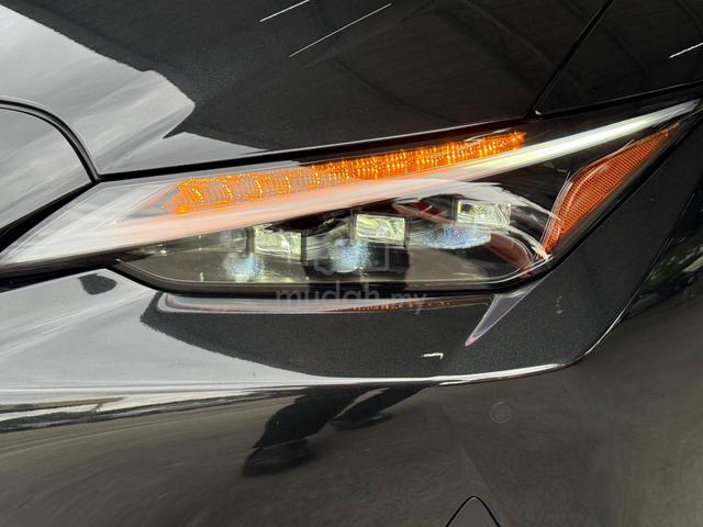 16k KM 2023 Lexus IS300 LUXURY 360 CAM BLACK - 4