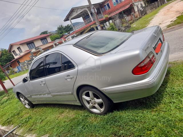 2001 Mercedes Benz E200 CLASSIC (CBU) 2.0 (A) - 3