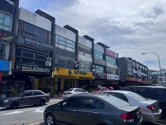 The Trillium Lake Fields 3 Storey Ground Floor Shop Lot Sungai Besi 1