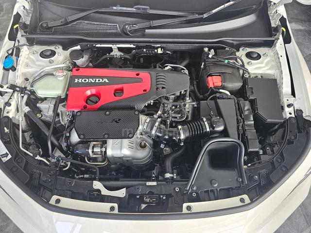 Grade 5 Honda Civic Type R FL5 2023 Free 5YW 224k - 4