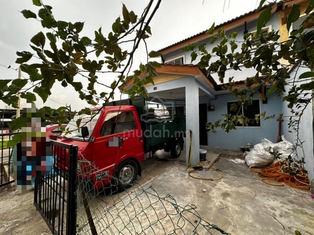 Rumah Teres 2 Tingkat End Lot di Taman Halaman Seroja, Bandar Cassia