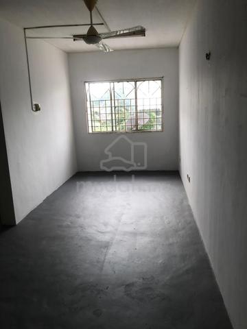 Sri Ros Apartment 1