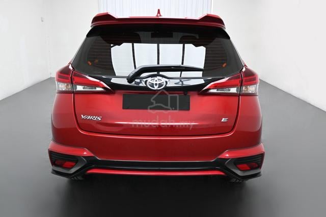 2023 Toyota YARIS 1.5 E FACELIFT 1-OWNER FSR UWRTY - 5
