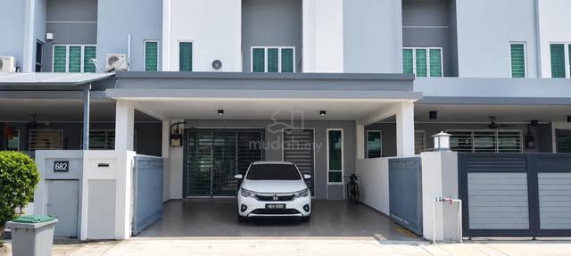 Bandar Sri Sendayan Hijayu 1 Castora 1