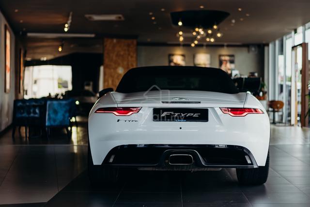 2021 Jaguar F-TYPE 2.0L #cabriolet #redinterior - 5