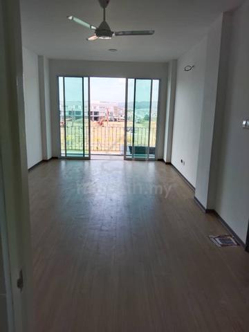 Taman Kozai Apartment 1