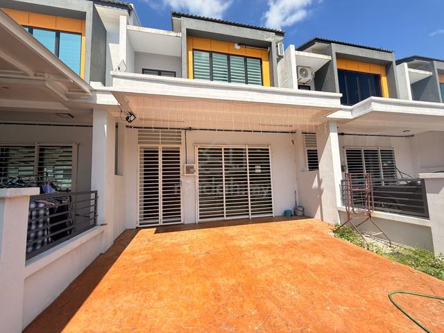 2 Storey Saujana Perdana Saujana Utama KITCHEN EXTENDED With TABLE TOP 1