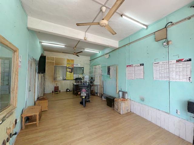 Melaka Jalan Cheng Below Value Double Storey Shoplot FREEHOLD INVEST 1