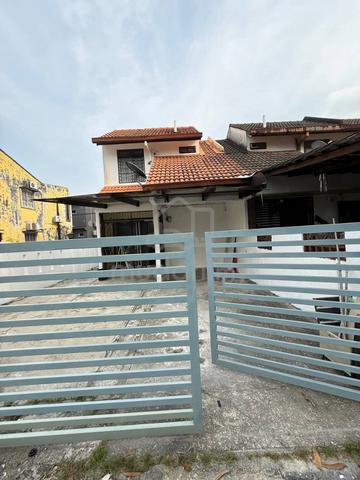 Selangor Petaling Jaya Not Furnished 2-Storey Terraced House For Rent 1