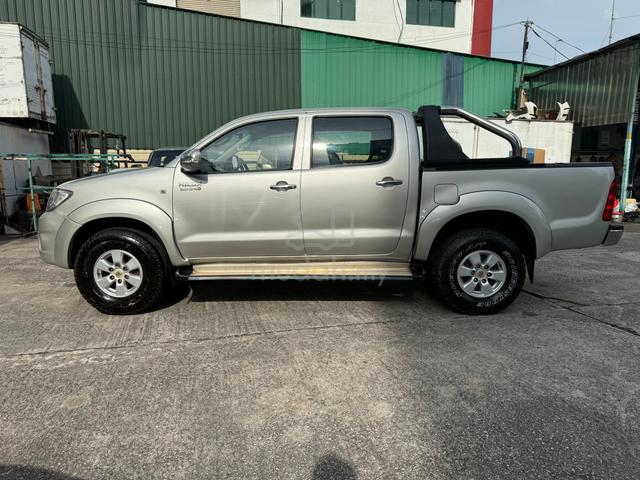 2010 Toyota HILUX 3.0 G DOUBLE CAB (A) - 5