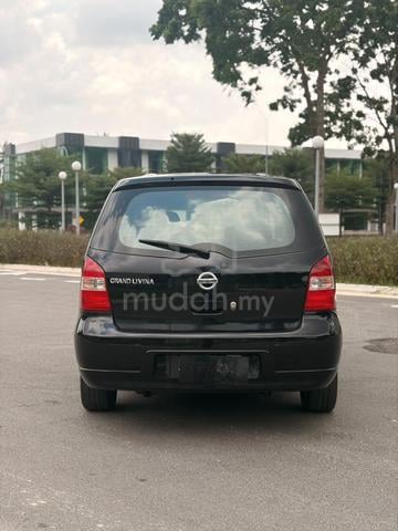 2012 Nissan GRAND LIVINA 1.8 - 3