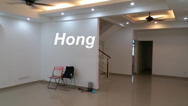 3sty Terrace, Beverly Hill with back yard, no Split, Tanjung Bungah 1