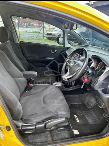2011 Honda JAZZ 1.5 V (A) - 5