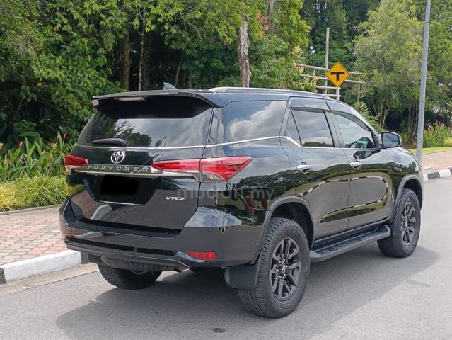 2020 Toyota FORTUNER VRZ 4X4 2.4L (A) - 4