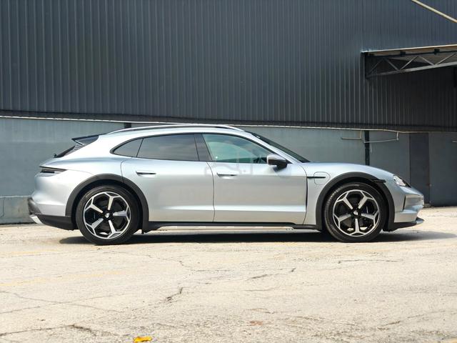 2025 Porsche TAYCAN 4 CROSS TURISMO (NEW FACELIFT) - 5