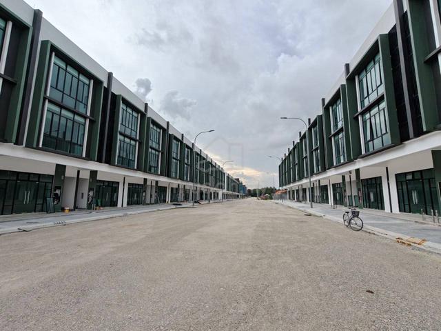 Permas avenue BRAND NEW Shoplot For RENT ground first second floor 1