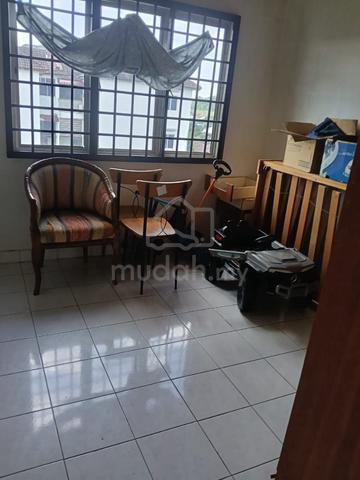 Selesa Puteri Condominium 1