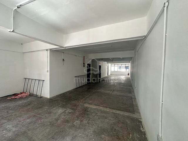 Tun Abdul Razak 4 Storey Shop For Rent 1