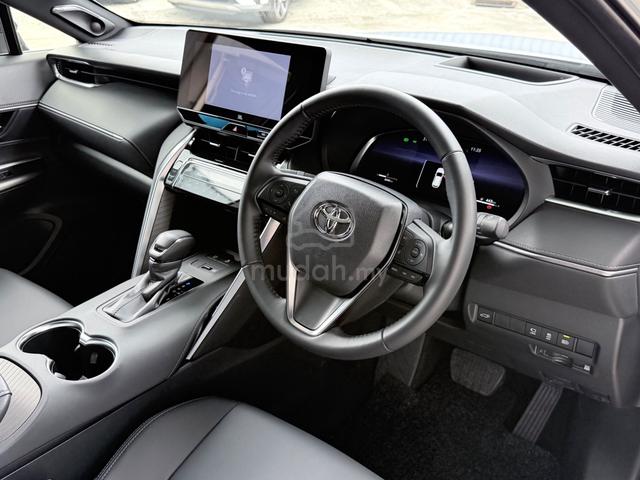 2025 Toyota HARRIER 2.0 Z/Panroof/blackleather/SA - 4