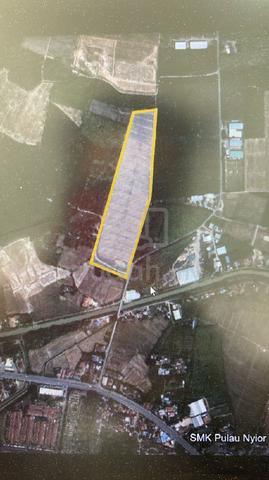 tanah tepi jalan pulau nyior 1