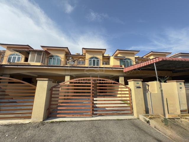 Rumah Untuk Dijual di Taman Puncak Bougainvillea Kuala Kangsar Perak 1
