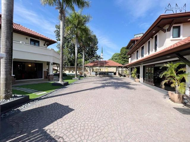 Villa Mewah Corner Lot KL 2  Unit Banglo, 14,875 sqft, Swimming Pool 1
