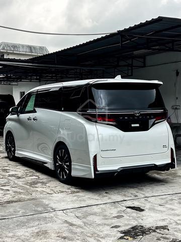 2025 Toyota VELLFIRE 2.5 (HEV) Executive Lounge - 2
