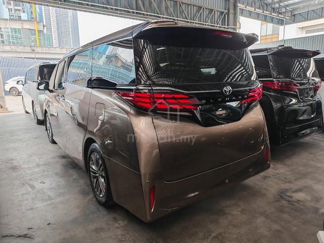 2025 Toyota ALPHARD 2.5 Z Gold color 5A, 1847KM - 4