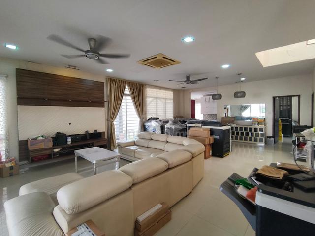 Double Storey Bungalow auggun 1 Rawang 8000sf land area cheapest price 1