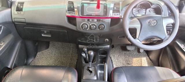 2016 Toyota HILUX 2.5 G TRD SPORTIVO MY14 KUN25R - 2
